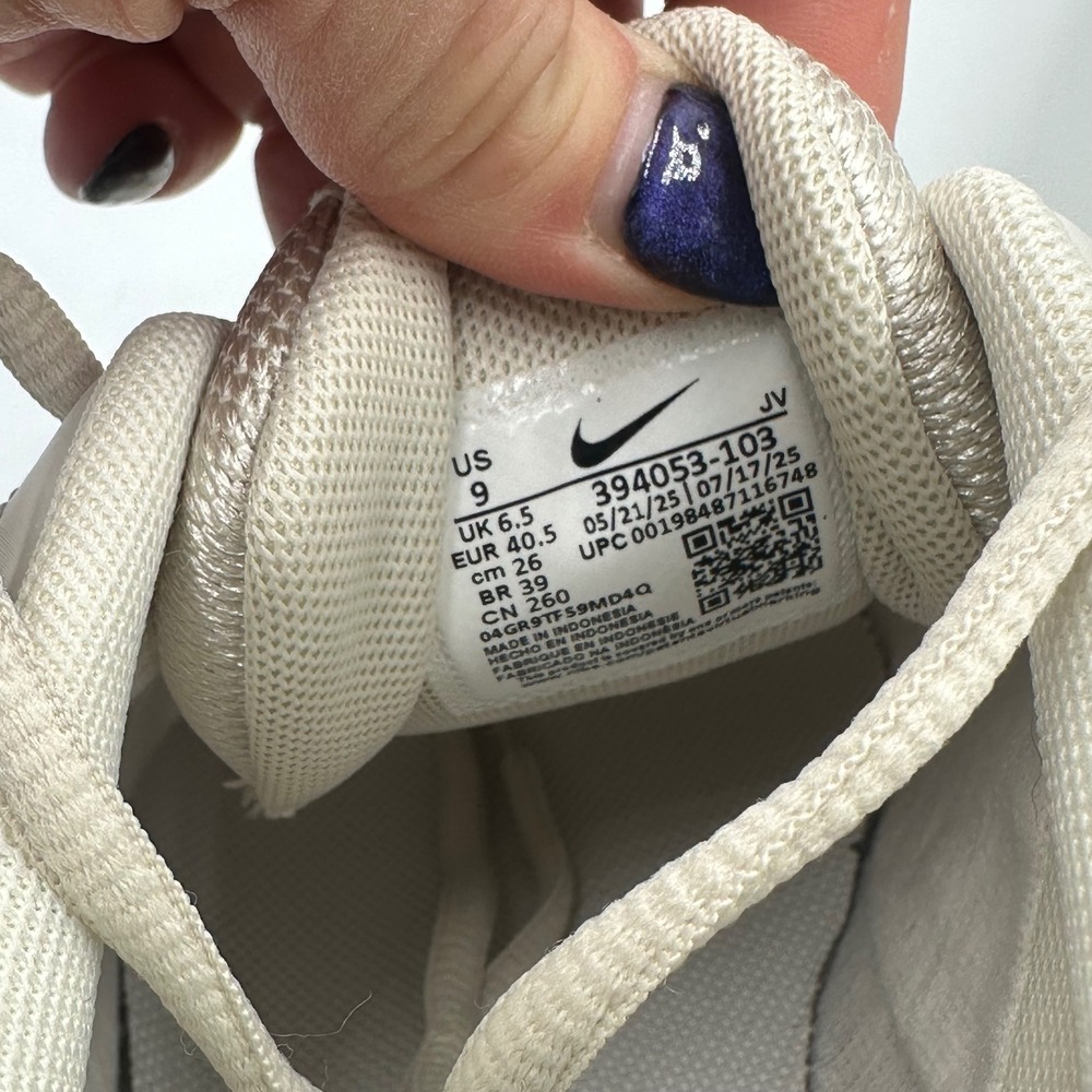 Nike Initiator WMNS 9 Cream Ivory Sail Y2K Runner Dad Shoe Retro NIB Minimalist - Picture 12 of 14